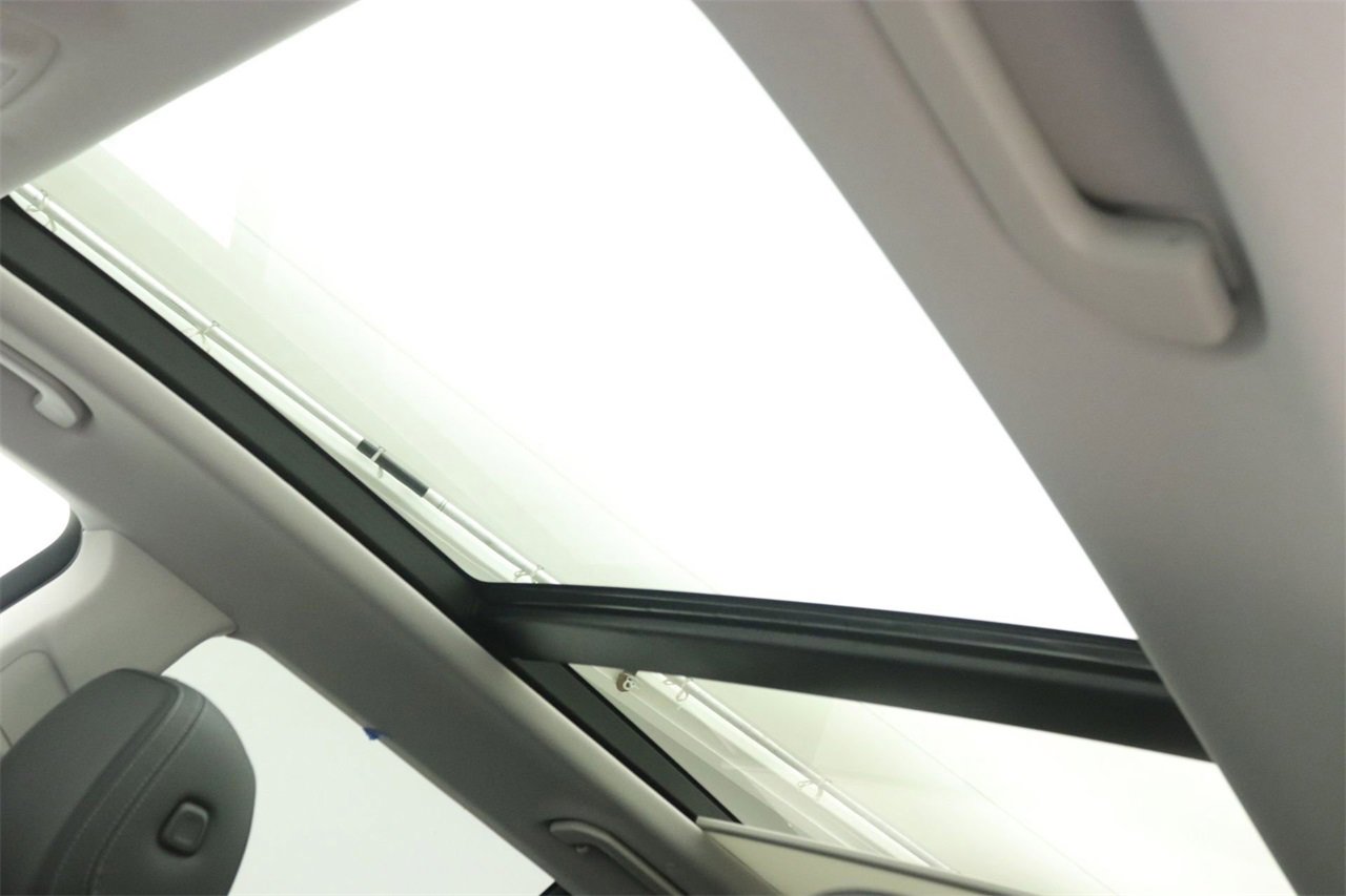 New 2026 Mercedes-Benz GLS 450 4MATIC image 15