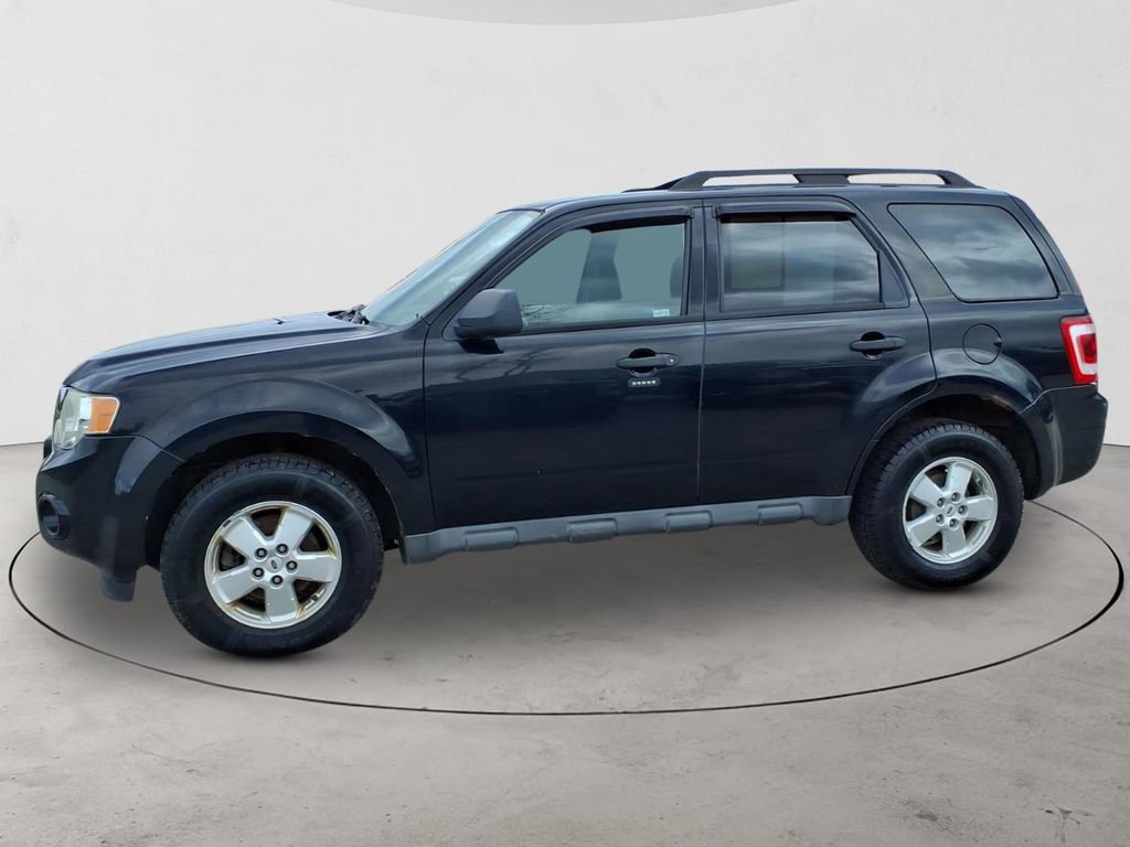 Used 2010 Ford Escape XLT AWD/4WD image 9