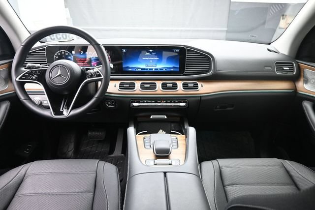 Certified 2026 Mercedes-Benz GLS 450 4MATIC image 9