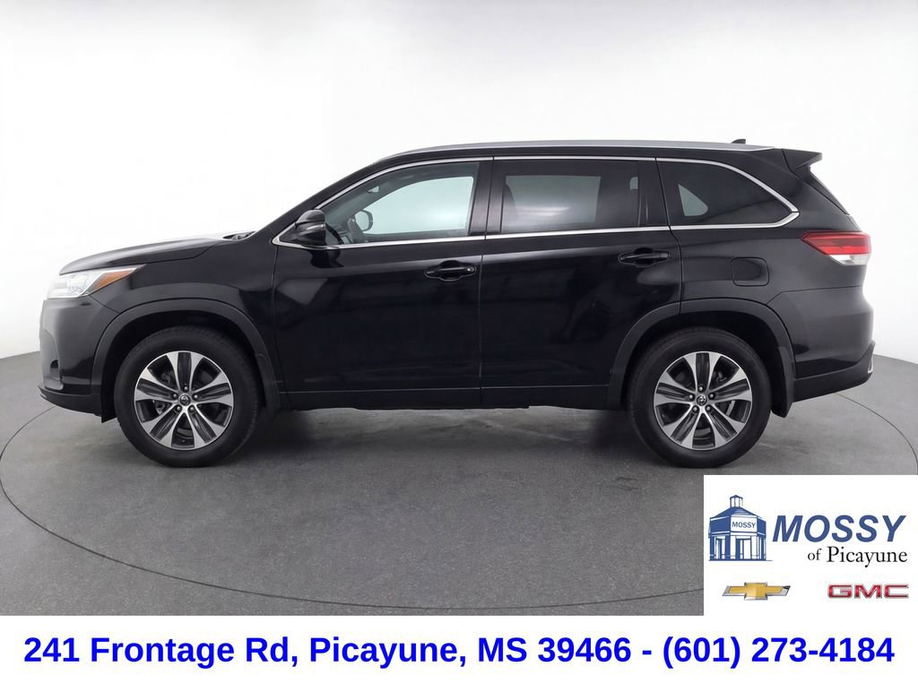 Used 2020 Toyota Highlander XLE image 7