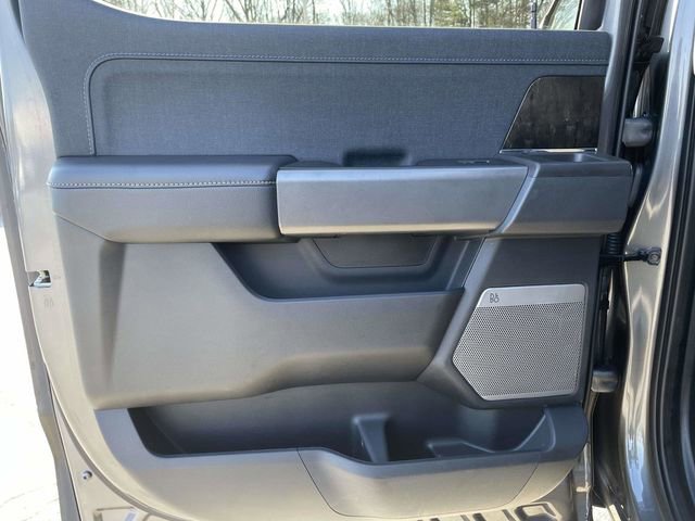 Used 2022 Ford F150 Lariat image 17