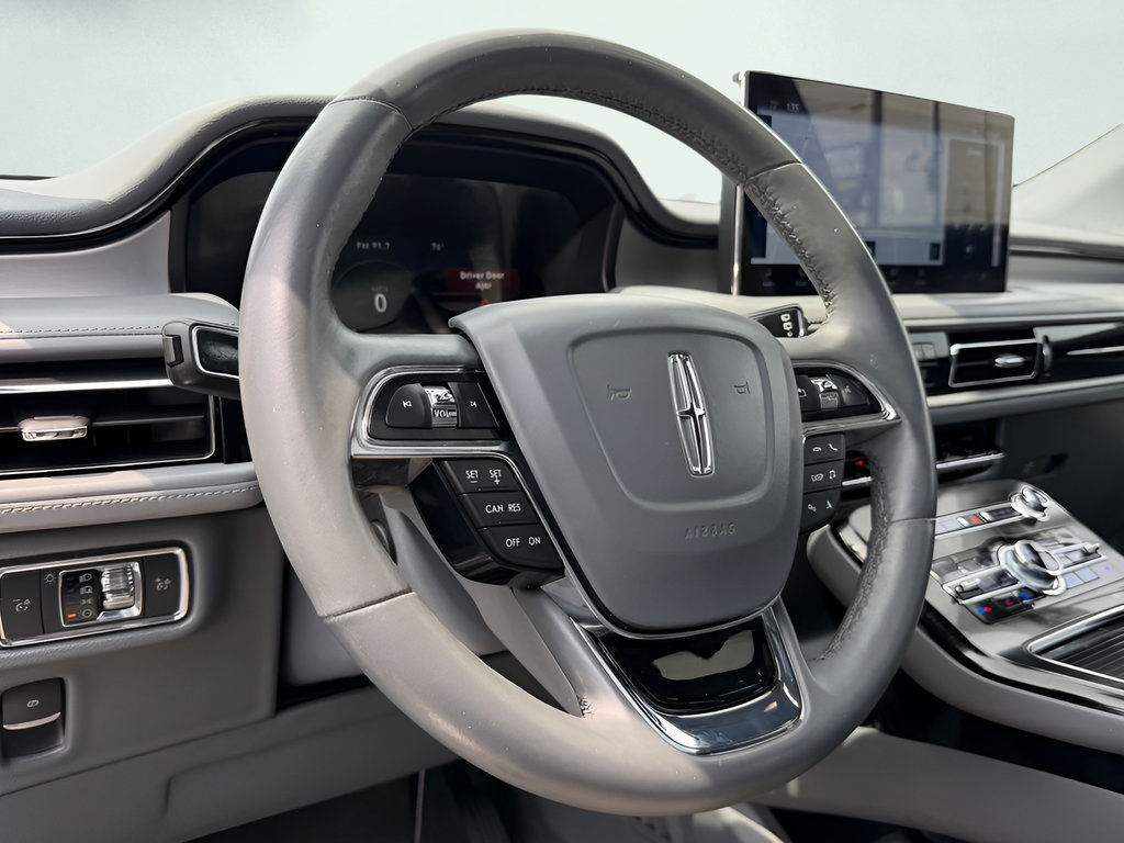 Used 2021 Lincoln Nautilus Reserve FWD image 55