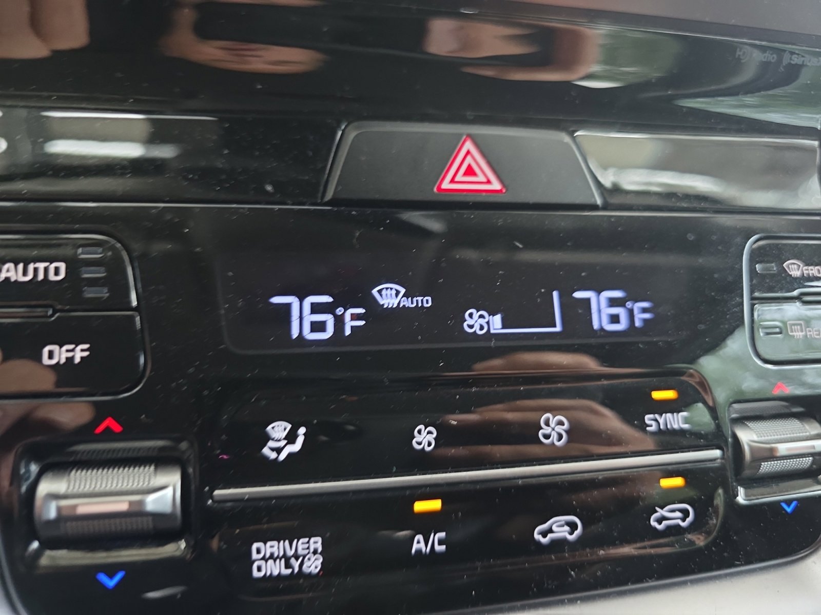 Certified 2023 Kia Sorento EX FWD image 16