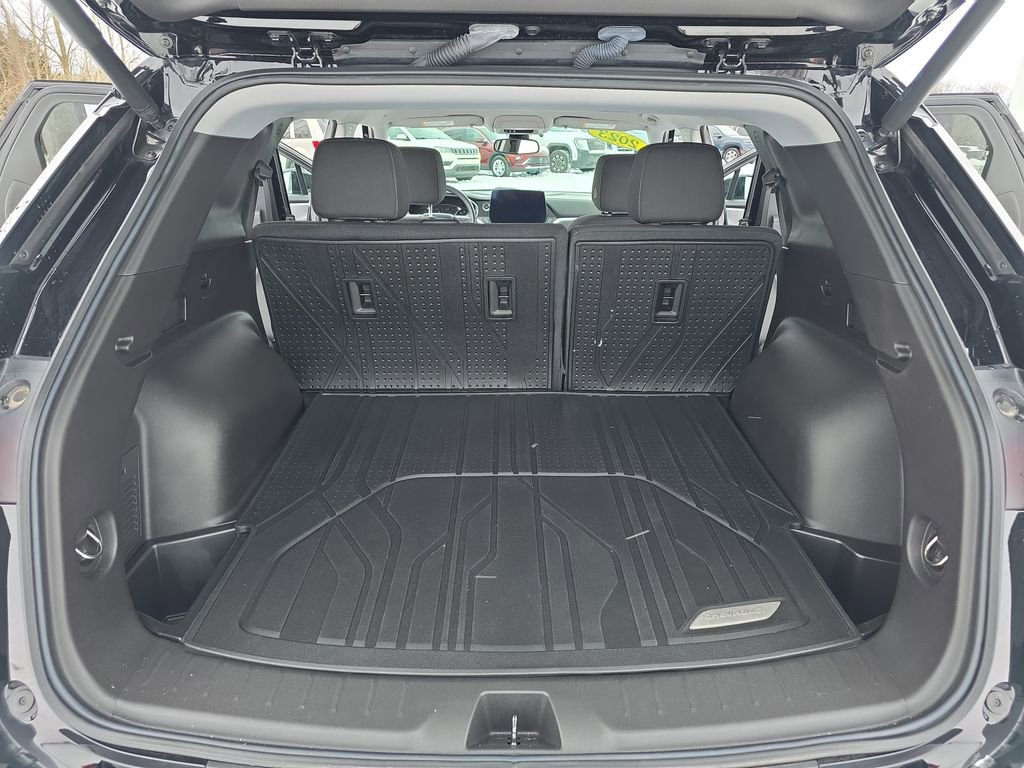 Certified 2023 Chevrolet Blazer LT w/ Convenience Package image 12