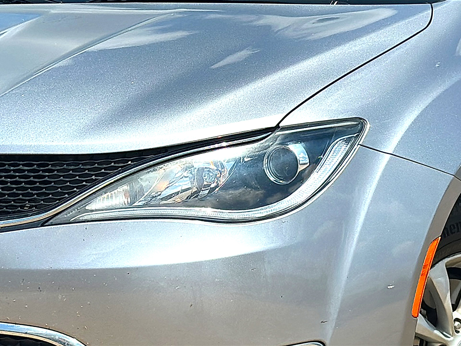 Used 2019 Chrysler Pacifica Touring-L FWD image 4