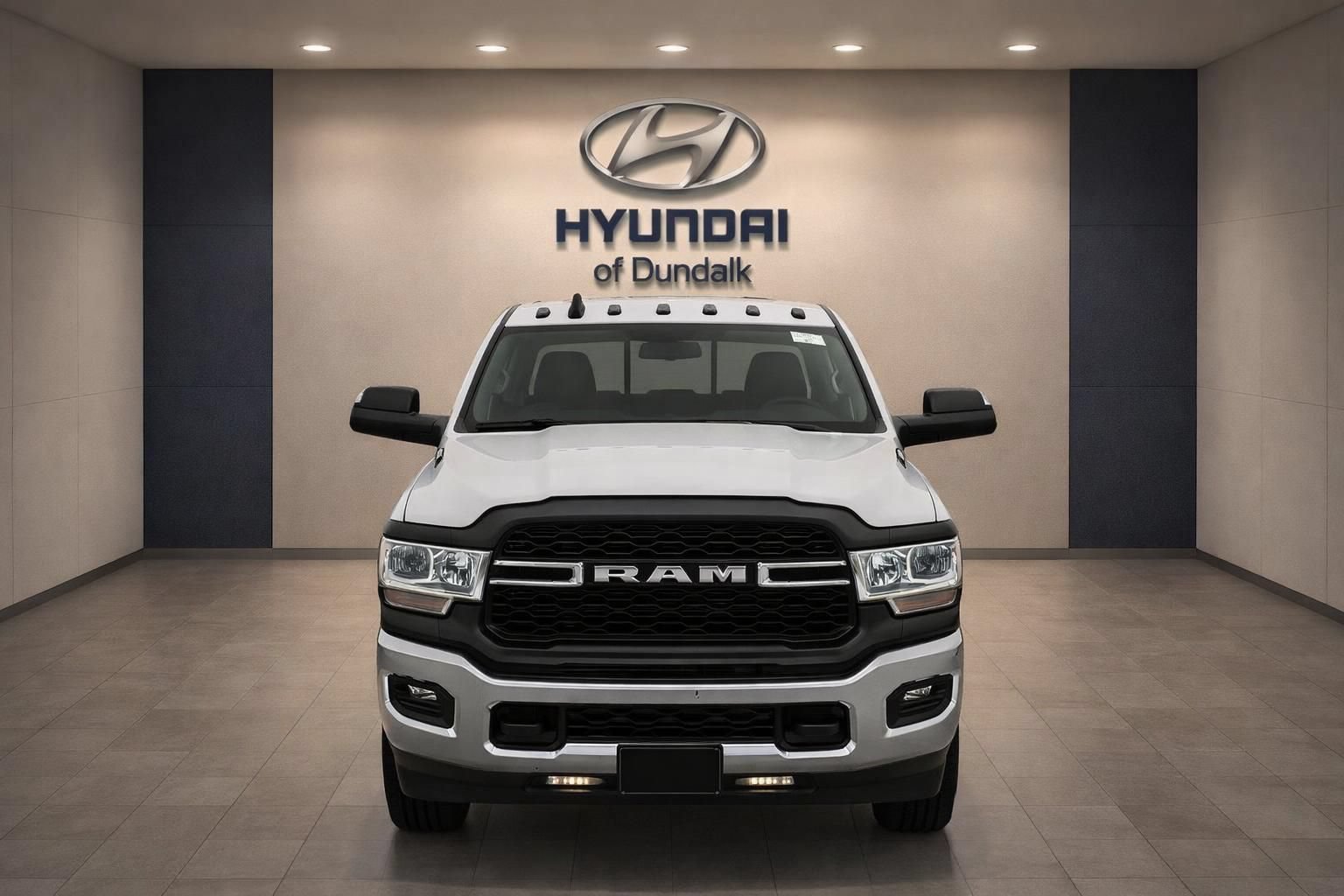 Used 2022 RAM 2500 Tradesman AWD/4WD image 5