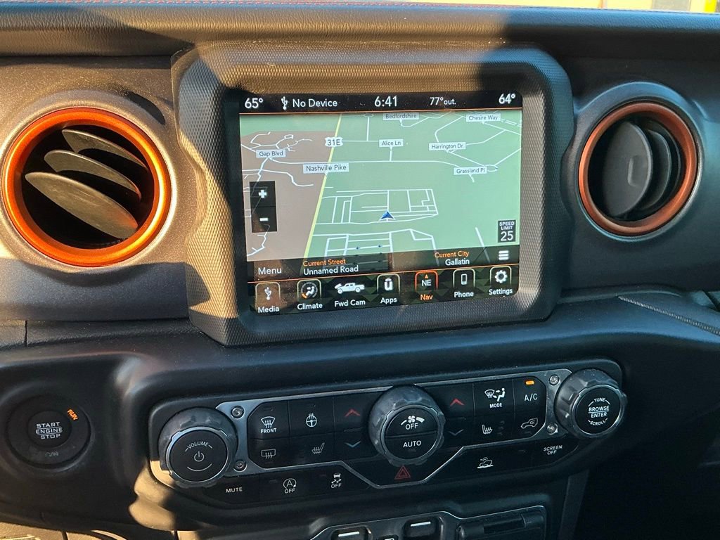 Used 2022 Jeep Gladiator Mojave w/ Cold Weather Group image 16