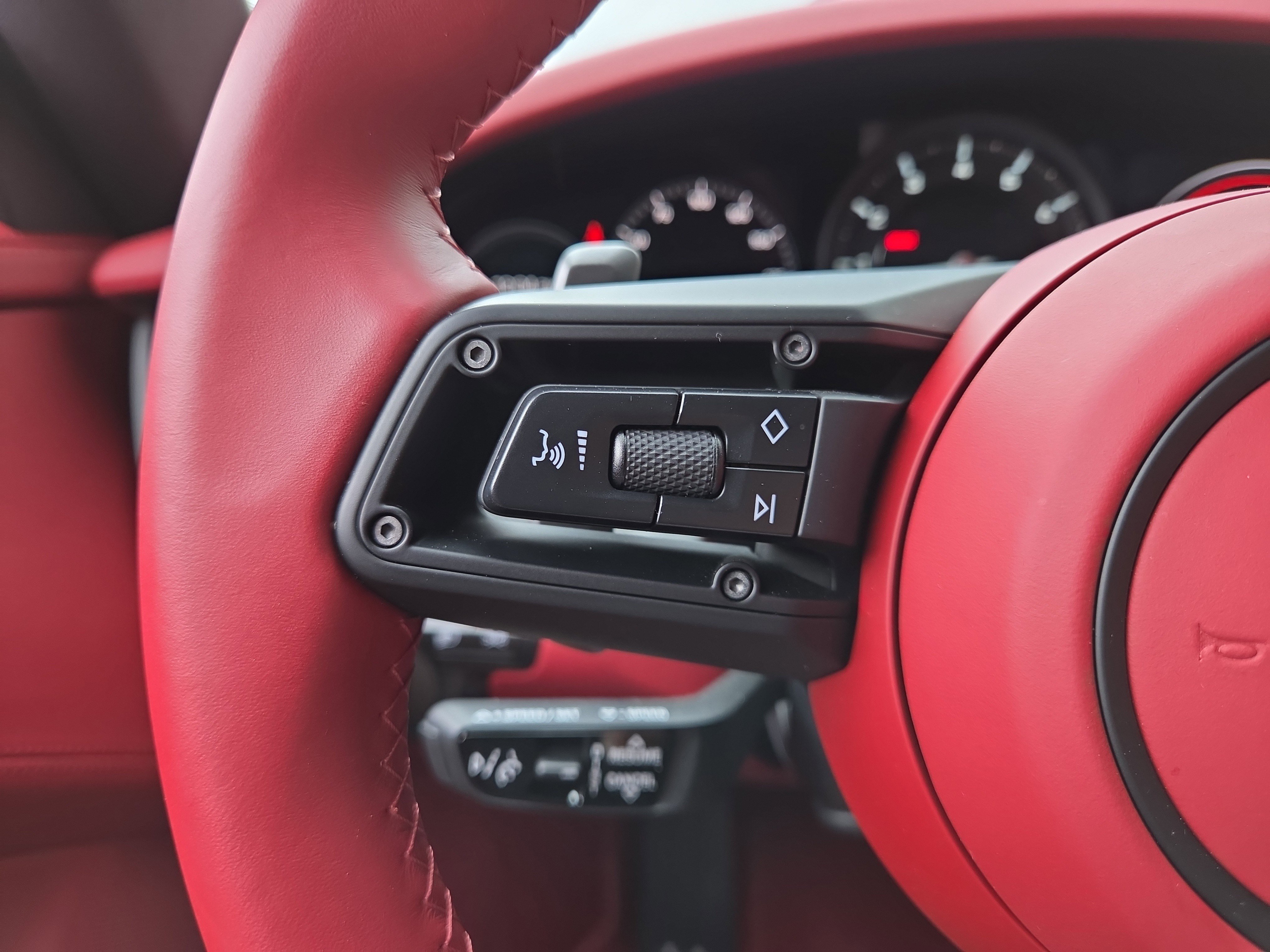 Certified 2024 Porsche 911 Carrera 4S image 19