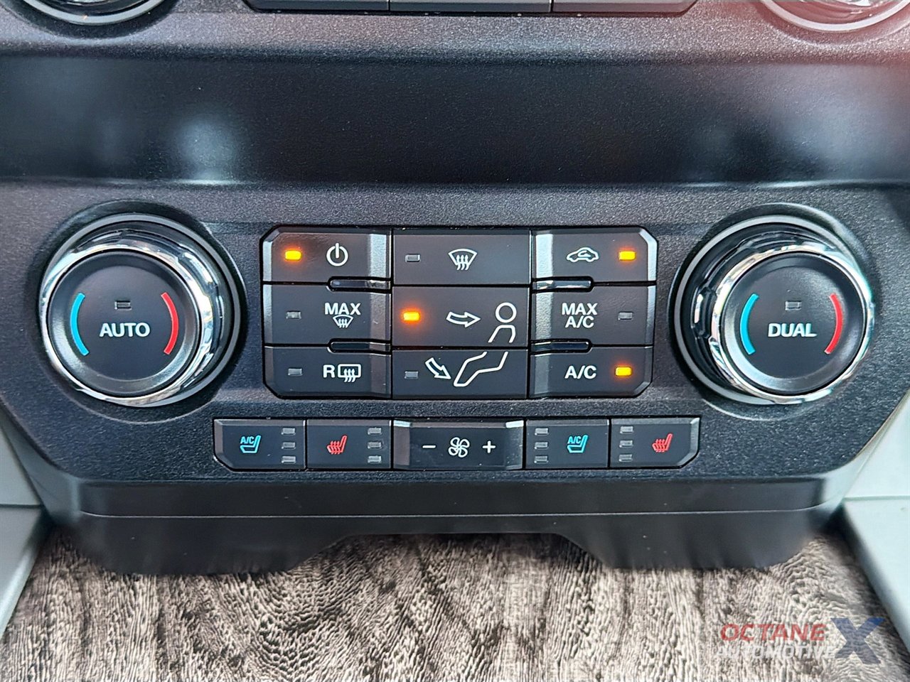 Used 2019 Ford F250 Lariat w/ Tow Technology Bundle AWD/4WD image 16