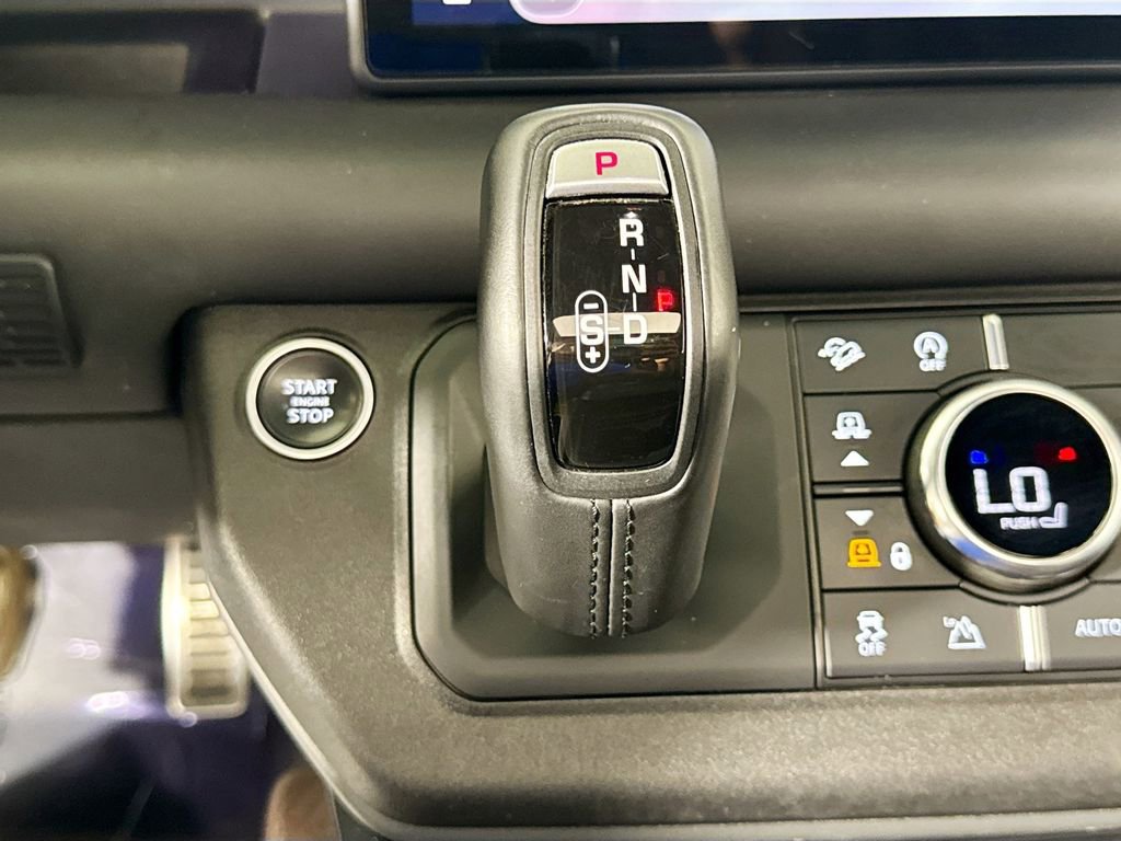 Used 2020 Land Rover Defender 110 X image 18