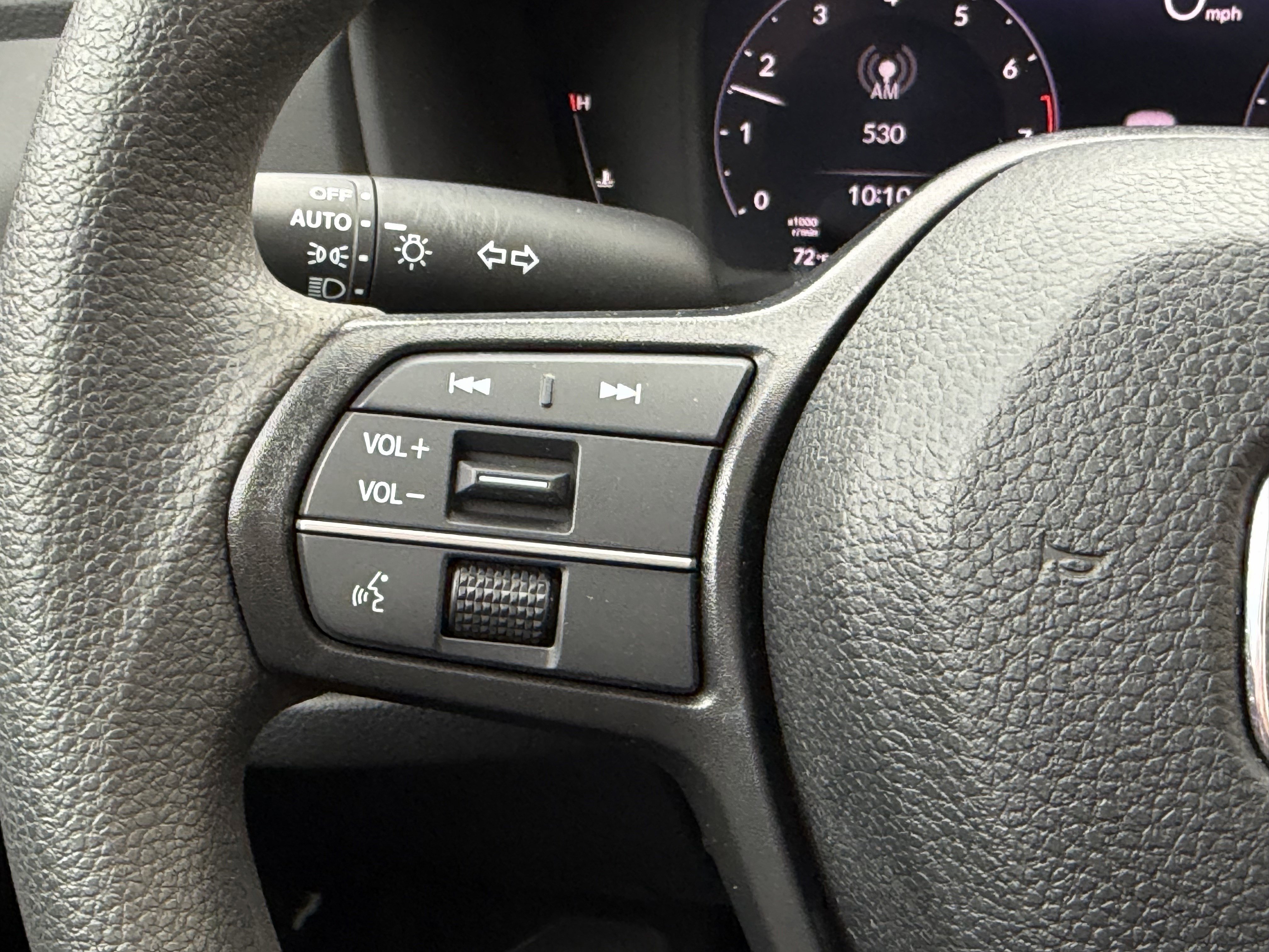 Certified 2023 Honda Accord EX image 22