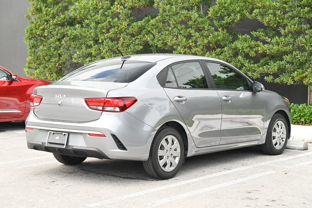 Used 2023 Kia Rio S image 4