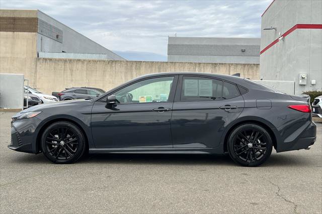 Certified 2025 Toyota Camry SE w/ Convenience Package image 9