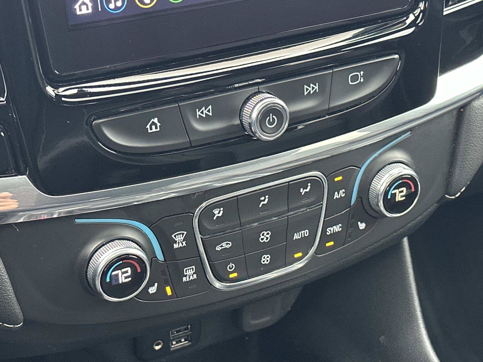 Certified 2023 Chevrolet Traverse LT w/ LT Premium Package image 32