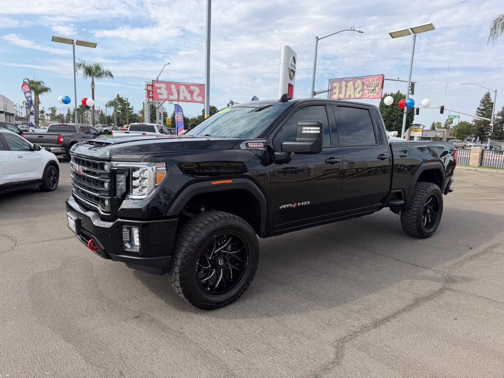 Used 2022 GMC Sierra 2500 AT4 w/ AT4 Preferred Package AWD/4WD image 3