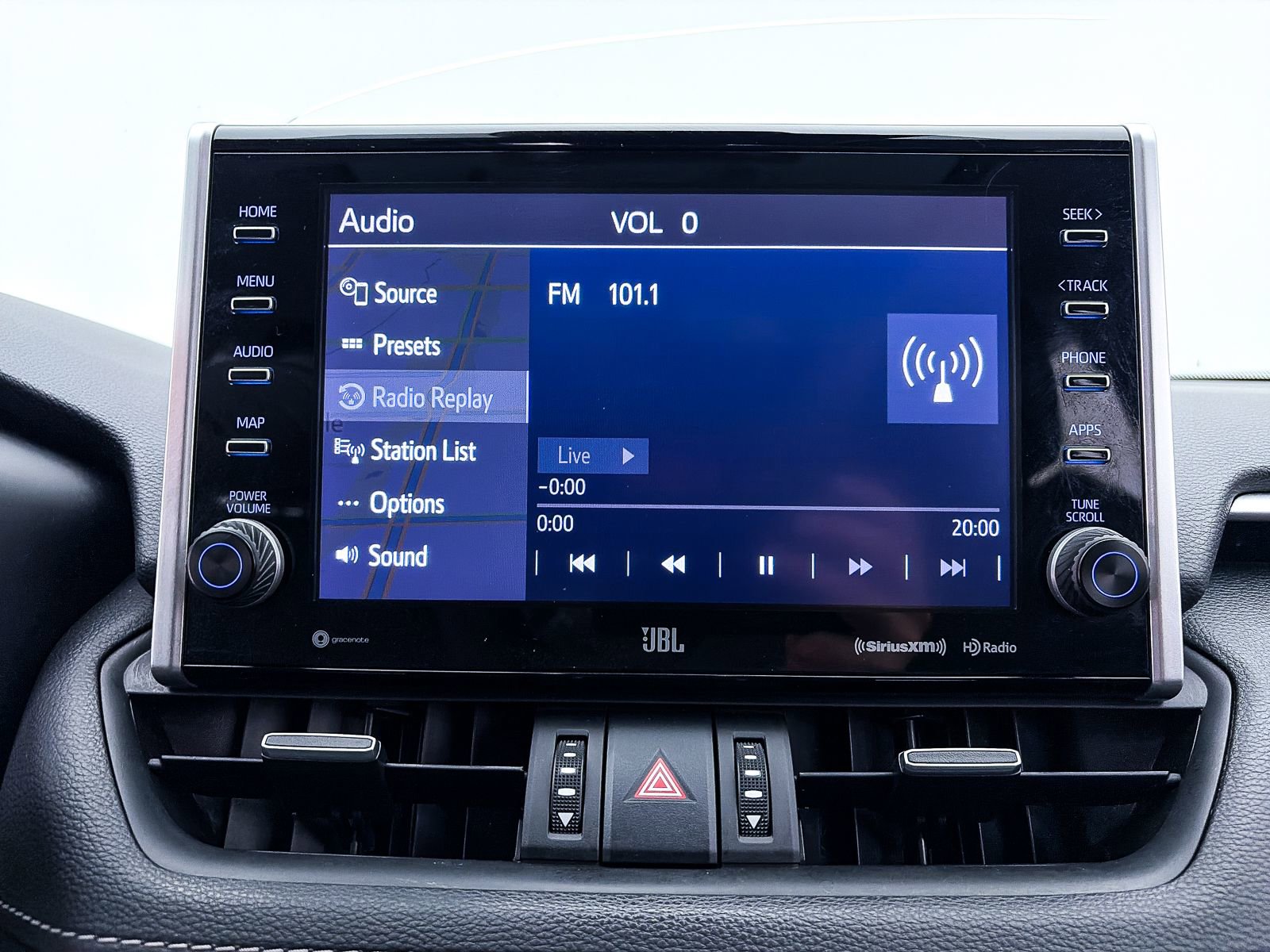 Used 2022 Toyota RAV4 Limited AWD/4WD image 19