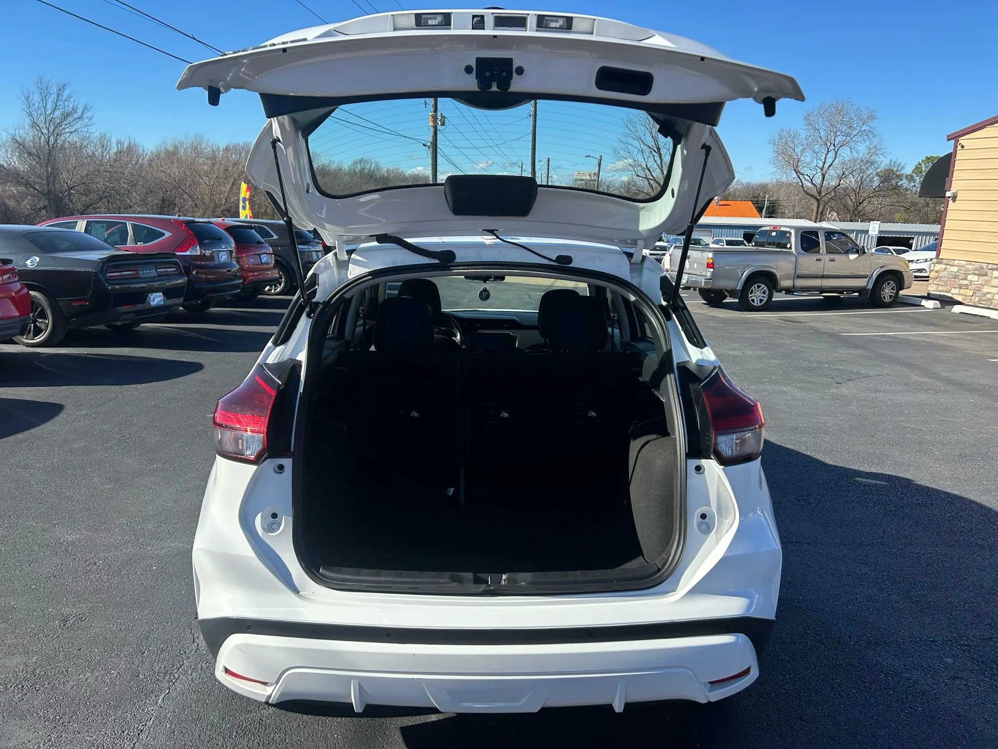 Used 2023 Nissan Kicks S FWD image 26