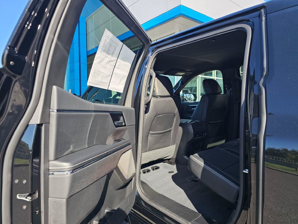 Used 2026 GMC Sierra EV Denali AWD/4WD image 19