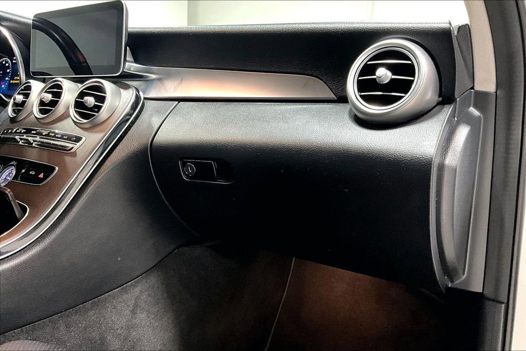 Used 2021 Mercedes-Benz C 300 C 300 w/ Premium Package image 19
