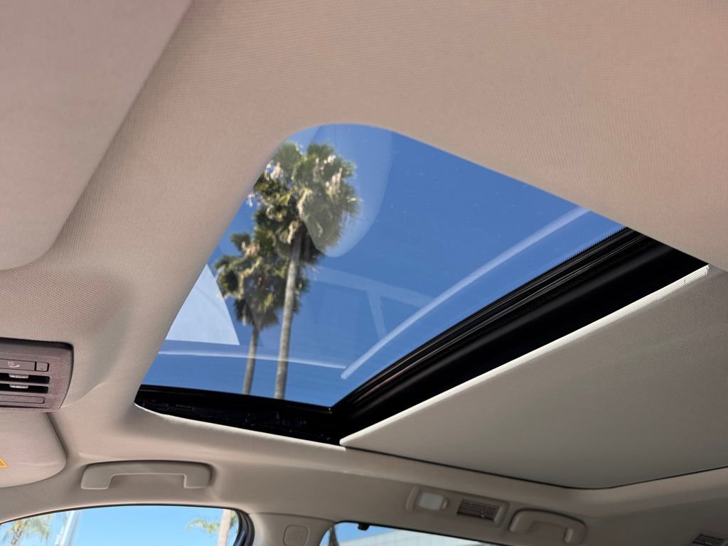 Certified 2022 Nissan Pathfinder SL w/ SL Premium Package image 14