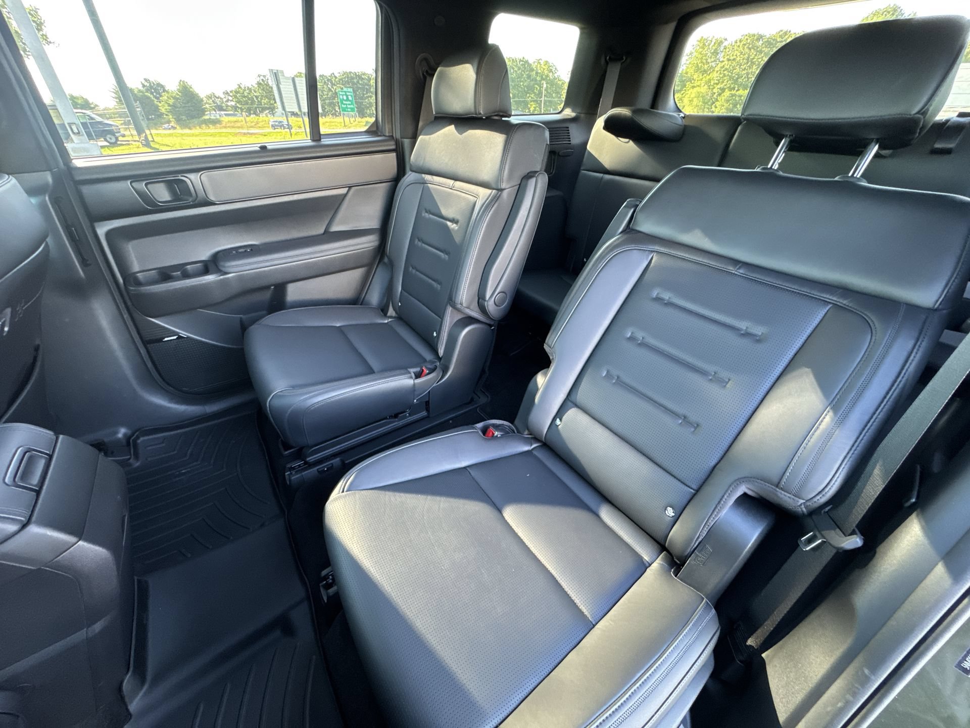 Used 2024 Hyundai Santa Fe Calligraphy AWD/4WD image 23