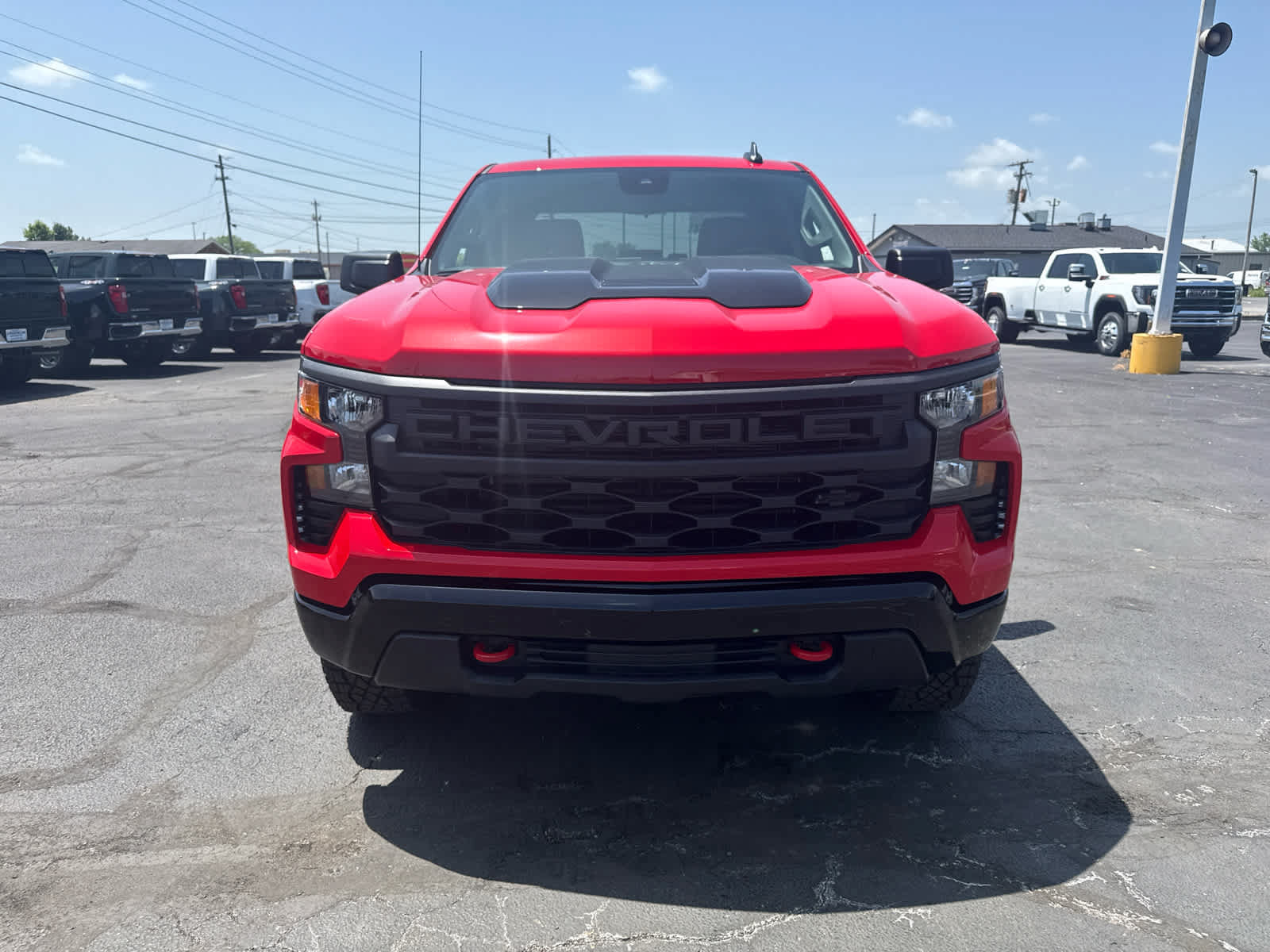 New 2026 Chevrolet Silverado 1500 Custom Trail Boss w/ LPO, Dark Essentials Package AWD/4WD image 8