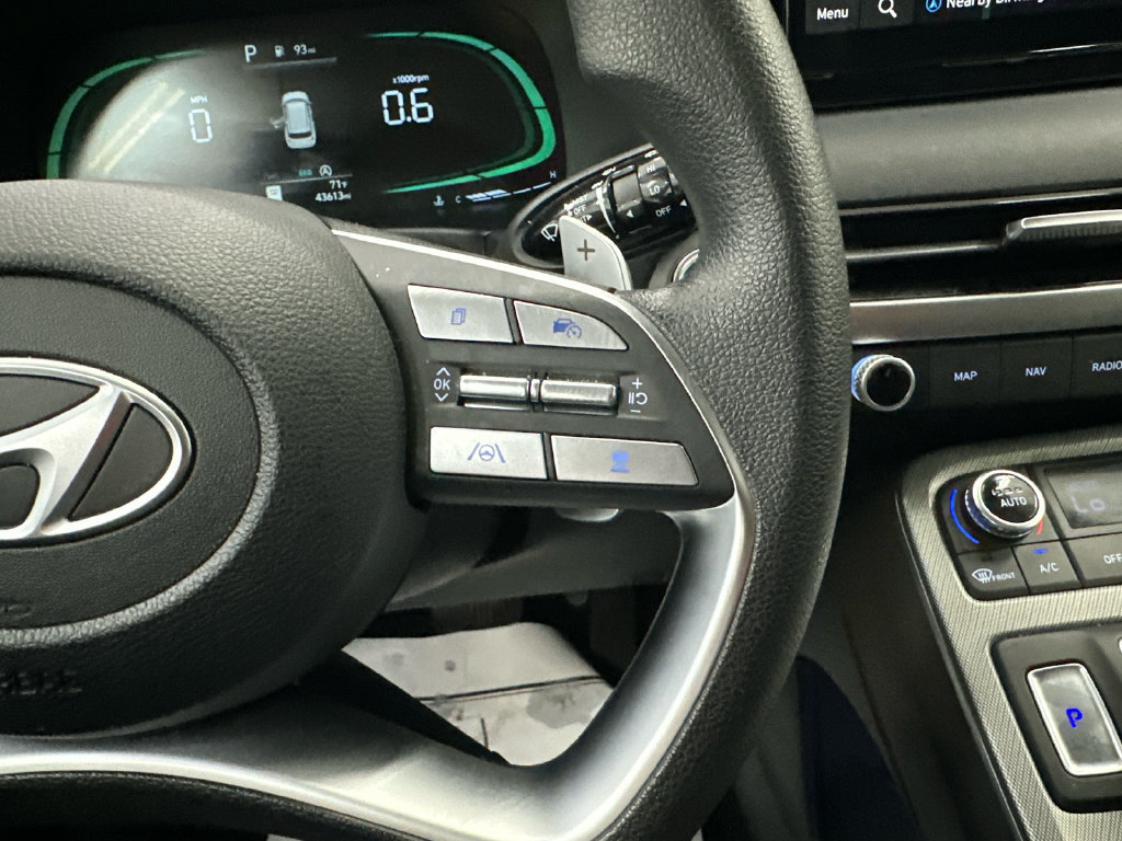 Used 2025 Hyundai Palisade SE FWD image 27