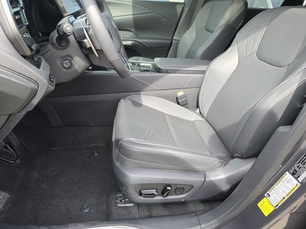 Certified 2025 Lexus RX 350 F Sport w/ Convenience Package image 30