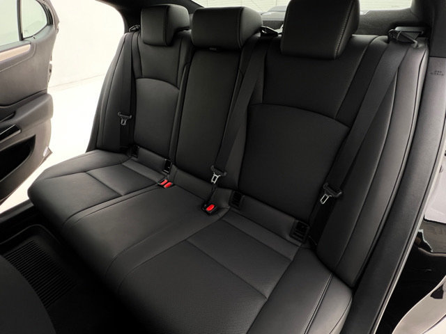 Certified 2022 Lexus ES 300h F Sport w/ Accessory Package FWD image 18
