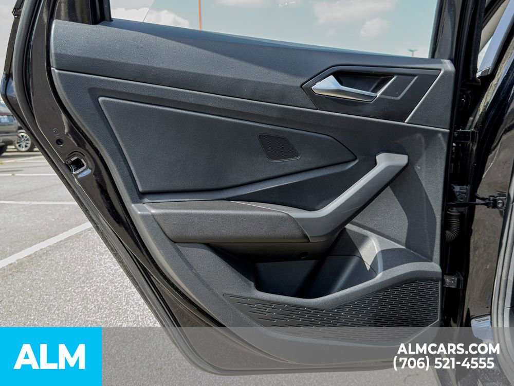 Used 2024 Volkswagen Jetta S image 9