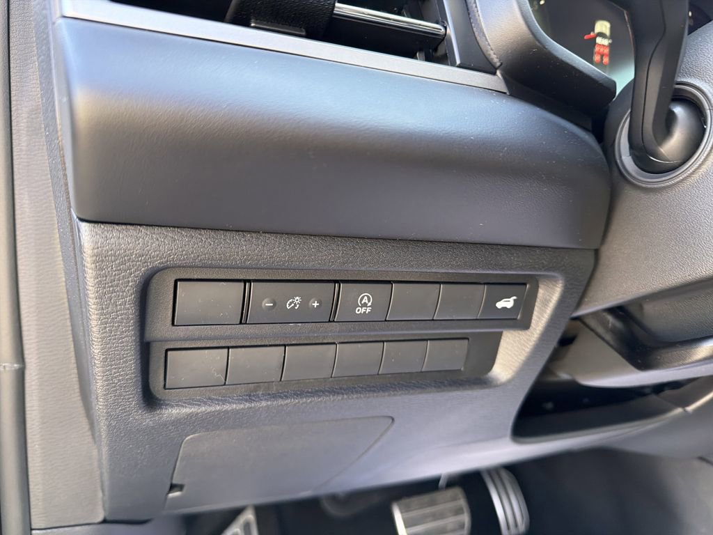 New 2026 Mitsubishi Outlander SEL image 16