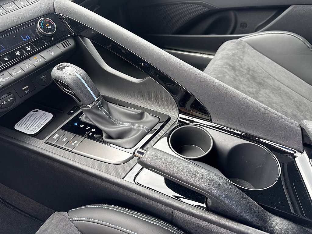 New 2026 Hyundai Elantra N FWD image 11