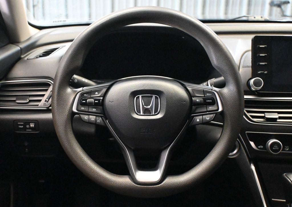 Used 2022 Honda Accord LX image 11