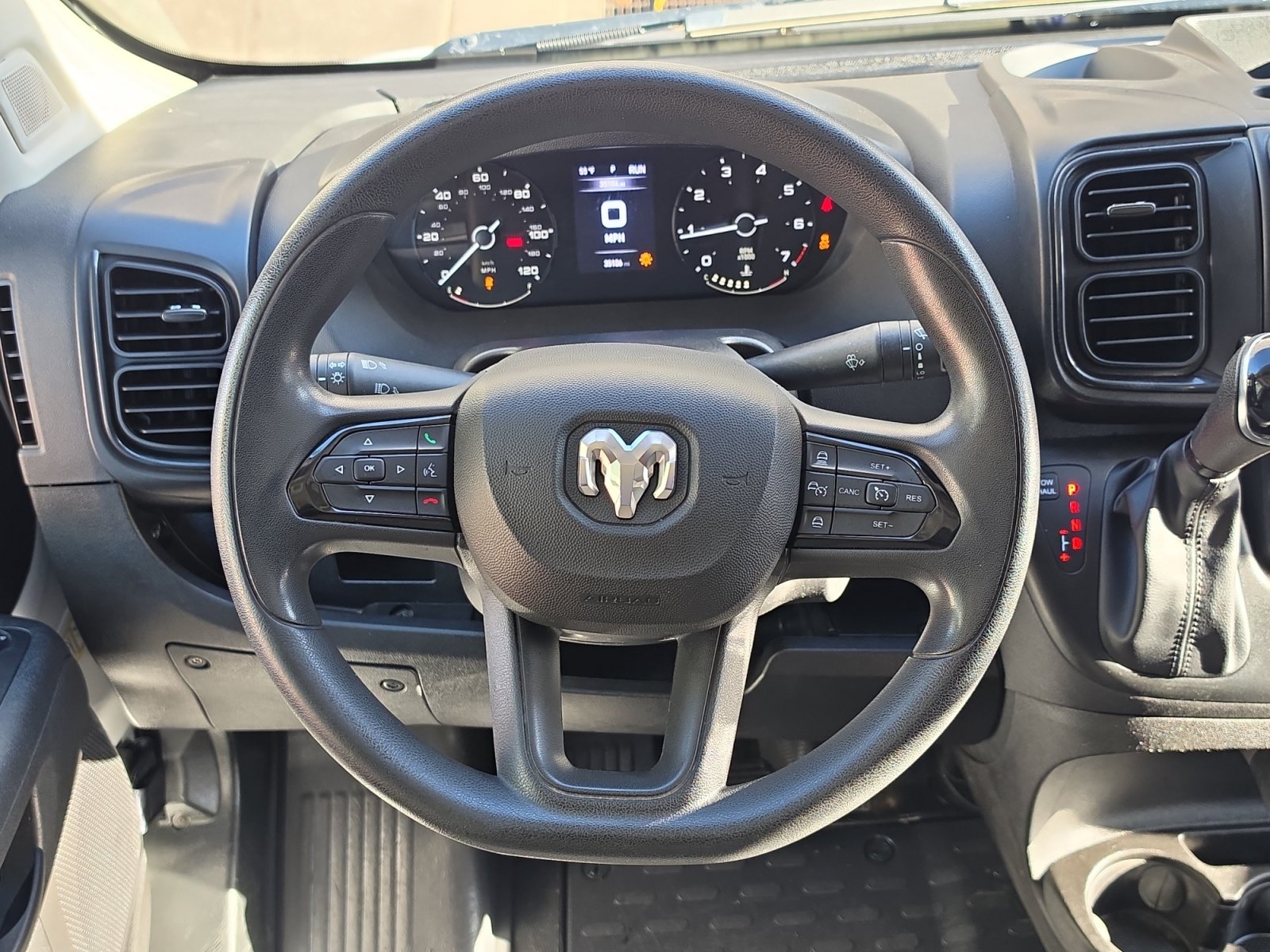 Used 2025 RAM ProMaster 2500 w/ Convenience Group FWD image 17