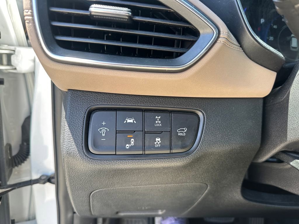 Used 2020 Hyundai Santa Fe SEL w/ Convenience Package AWD/4WD image 20