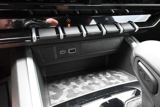 New 2026 Chevrolet Colorado W/T RWD image 34
