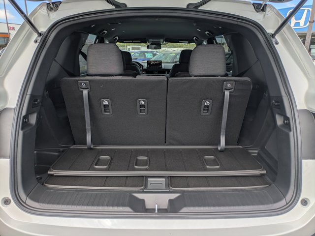 New 2025 Honda Pilot Sport image 13