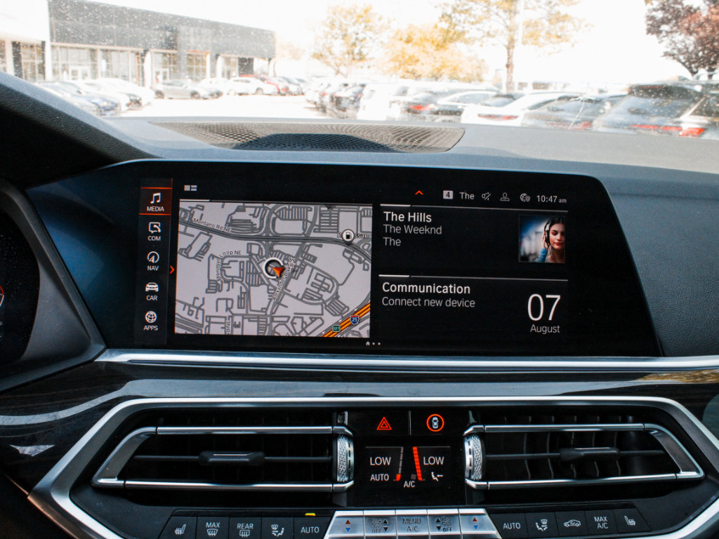 Used 2019 BMW X5 xDrive40i w/ Premium Package 2 AWD/4WD image 17