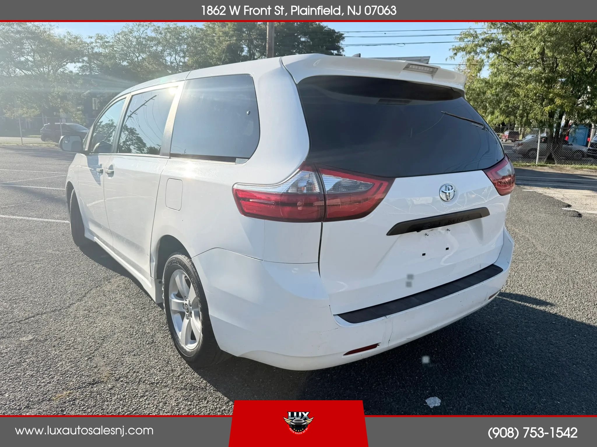 Used 2020 Toyota Sienna L FWD image 4