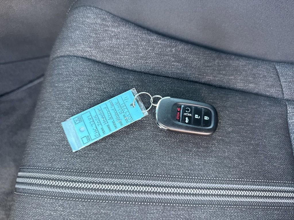 Used 2025 Honda Accord Sport image 35