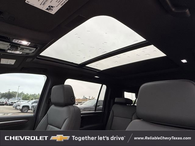 New 2026 Chevrolet Suburban Z71 w/ Comfort Package AWD/4WD image 31