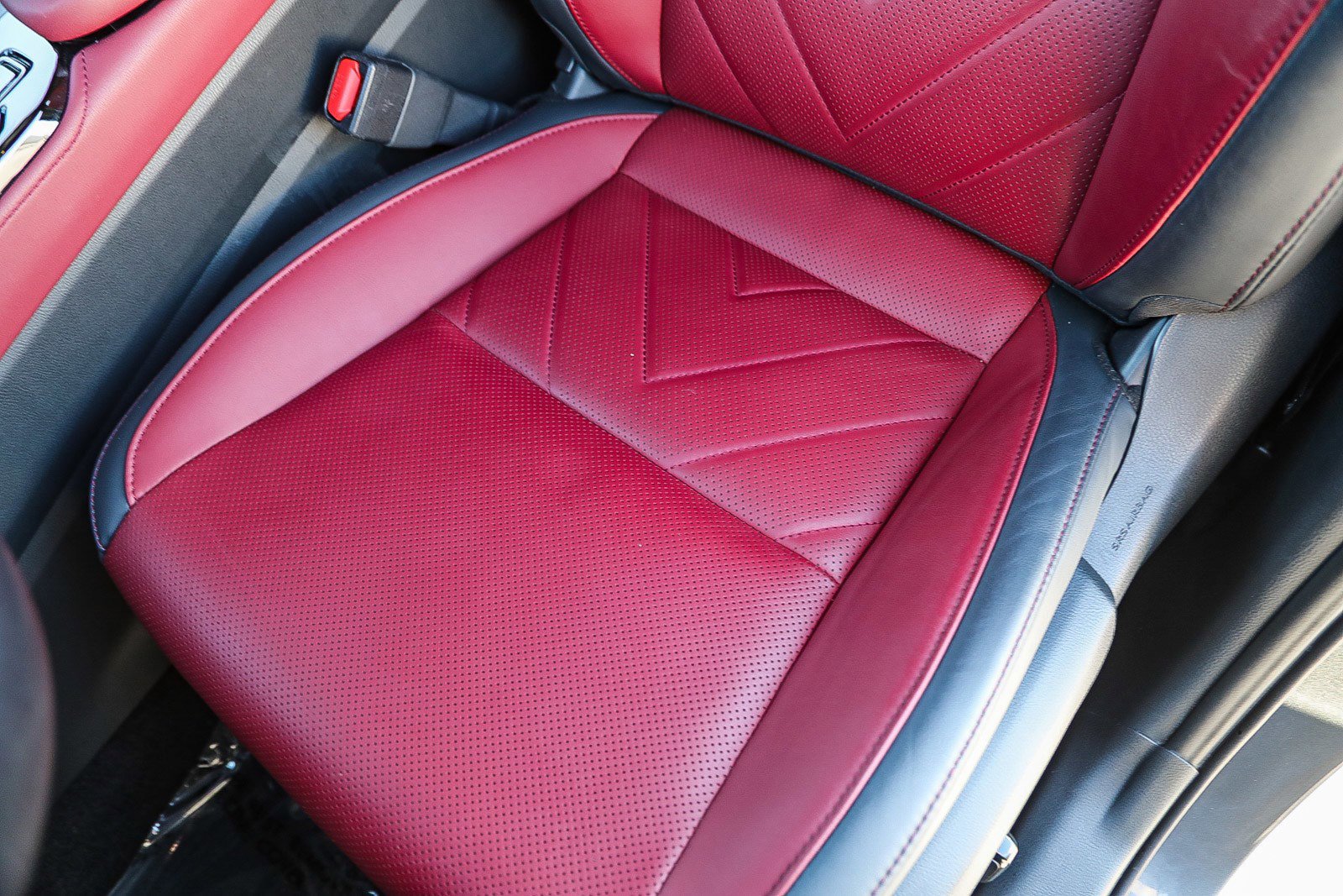 Used 2023 Lexus NX 450h+ AWD w/ Accessory Package (Z2) image 24