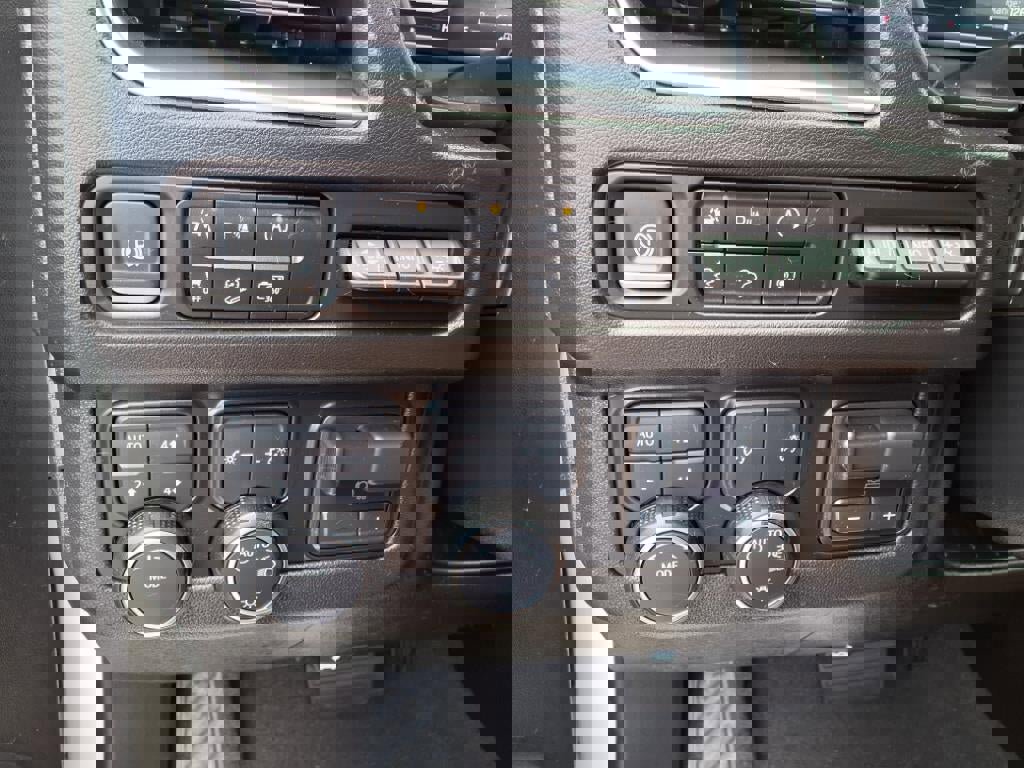 Used 2024 Chevrolet Tahoe High Country w/ Premium Package image 15