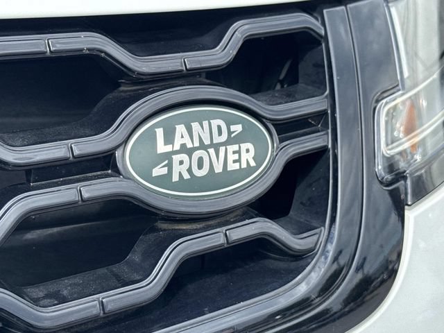 Used 2022 Land Rover Range Rover Evoque R-Dynamic S AWD/4WD image 10