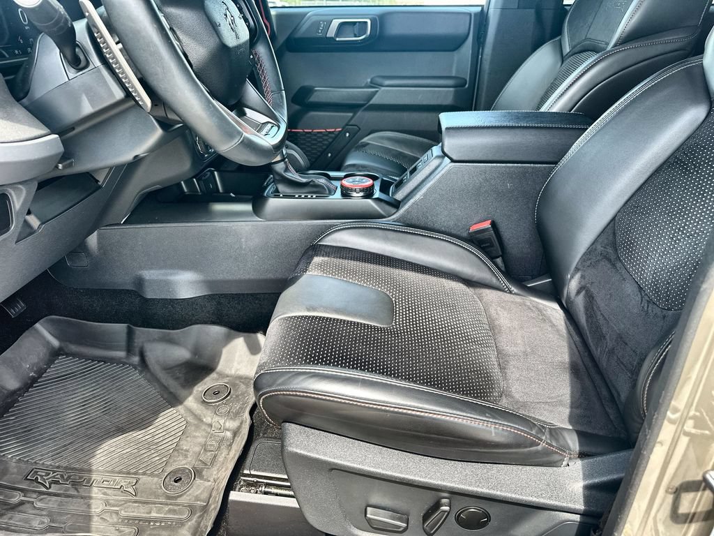 Used 2025 Ford Bronco Raptor AWD/4WD image 24