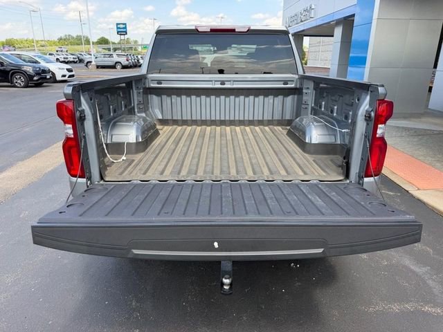 Used 2023 Chevrolet Silverado 1500 RST w/ Z71 Off-Road Package AWD/4WD image 7
