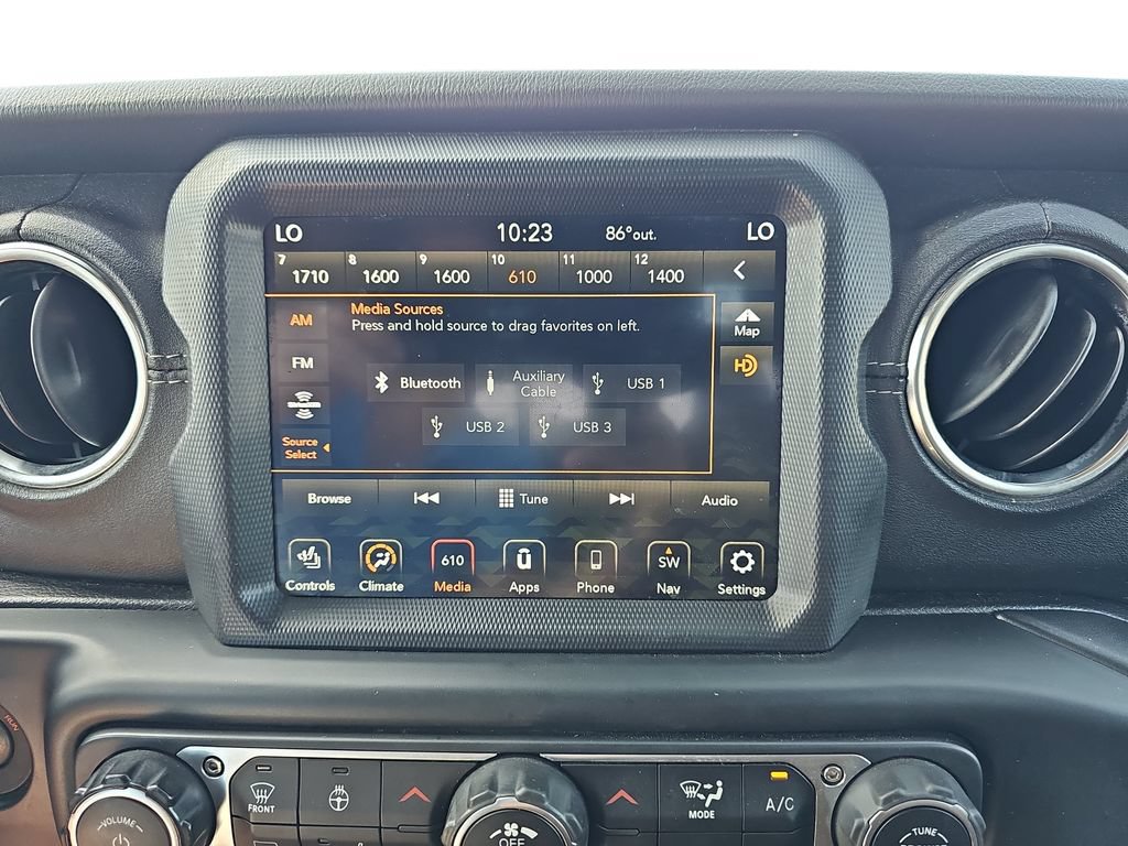 Used 2020 Jeep Gladiator Overland AWD/4WD image 20