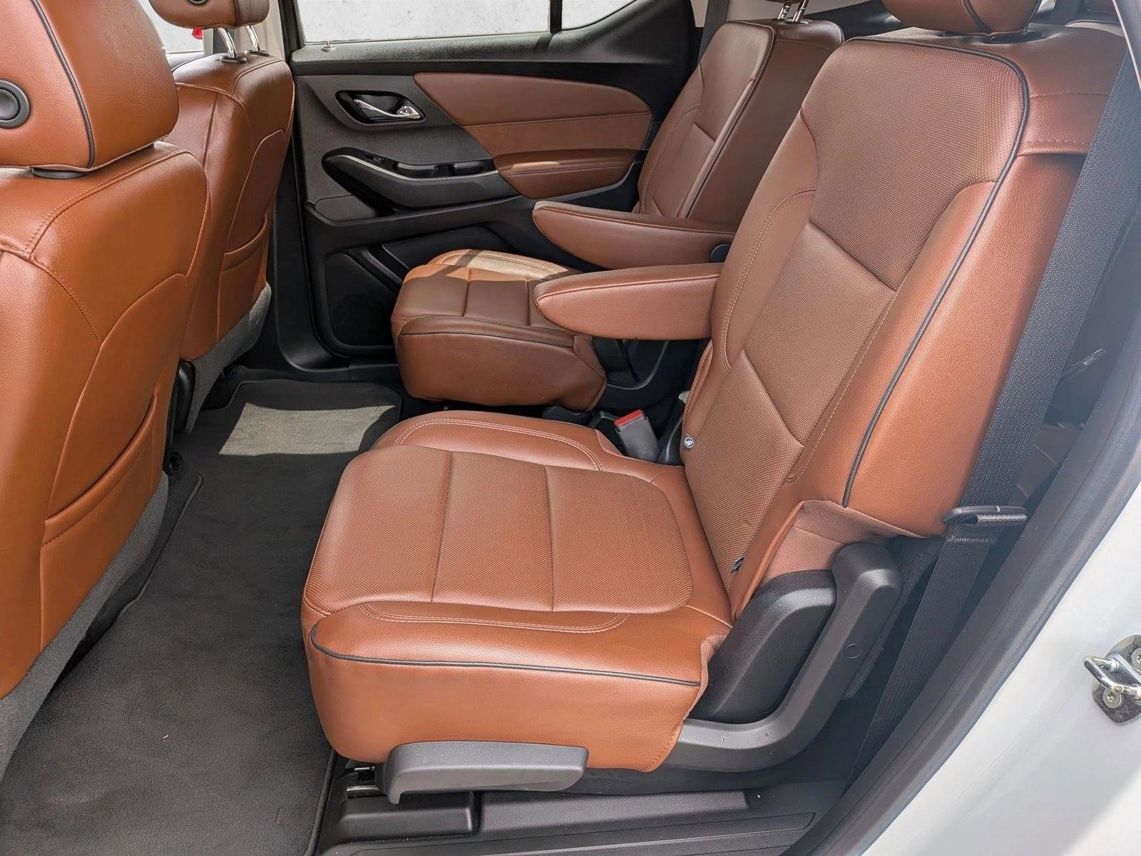 Used 2018 Chevrolet Traverse High Country AWD/4WD image 27