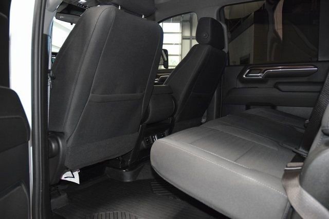 Used 2024 Chevrolet Silverado 3500 LT image 32