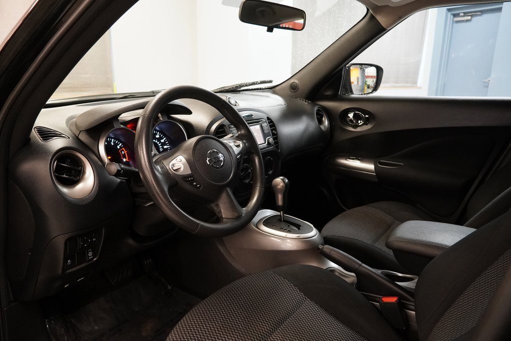 Used 2016 Nissan Juke S image 6